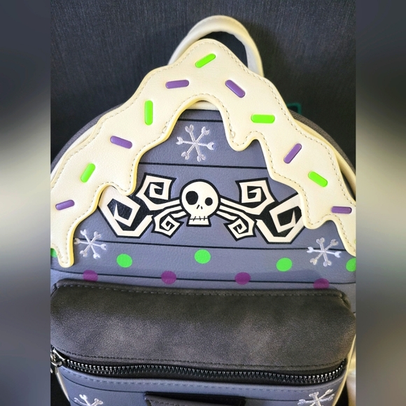 New Super Cute Nightmare Before Christmas Backpack w Great Details - Picture 5 of 9